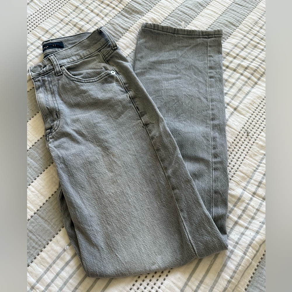 Aeropostale Women's Gray Straight Leg Jeans